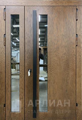 Фото «Входная дверь для частного дома со стеклом №8»